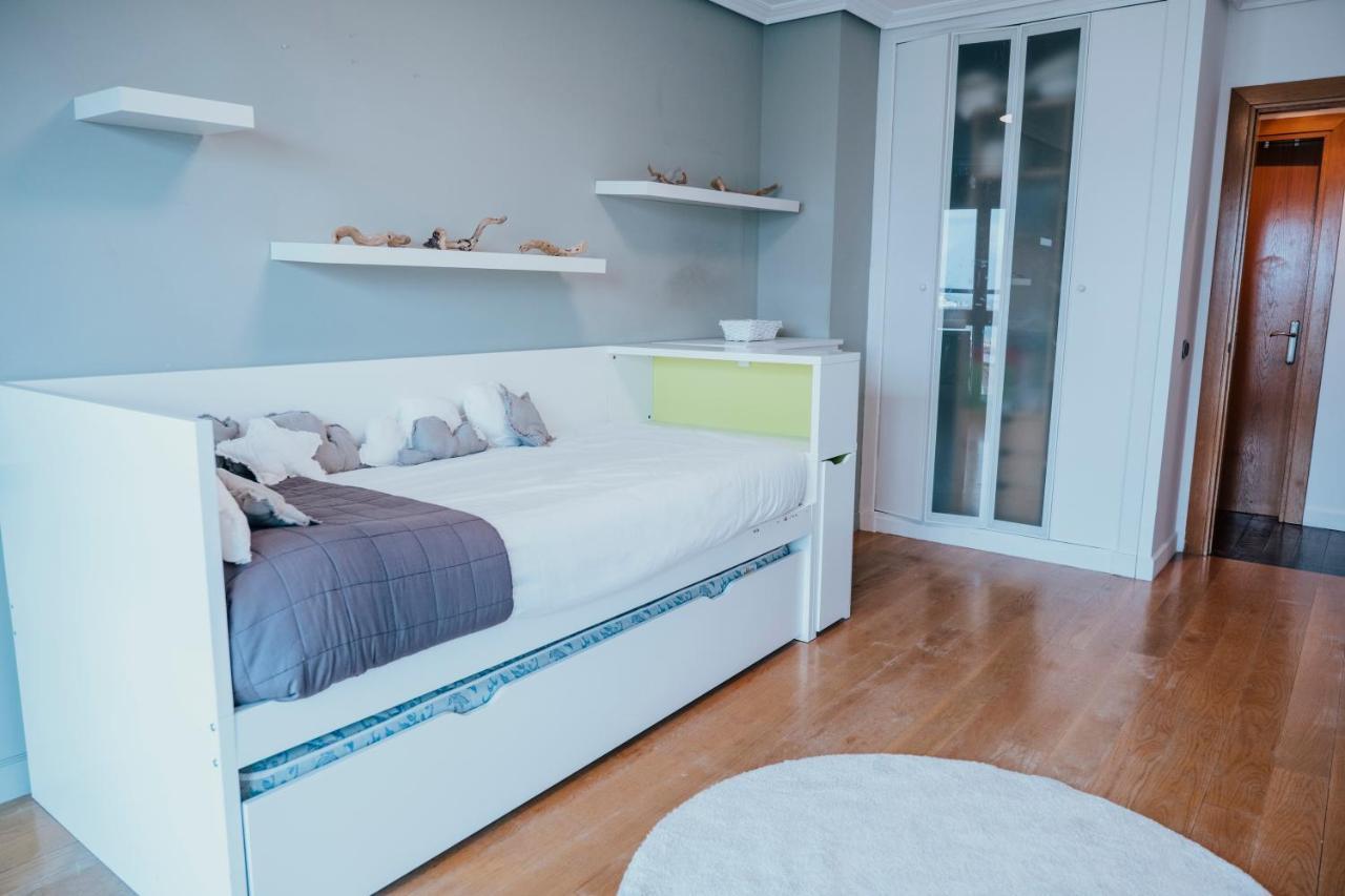El Sexto De La Playa + Parking Gratis Apartment Хихон Екстериор снимка