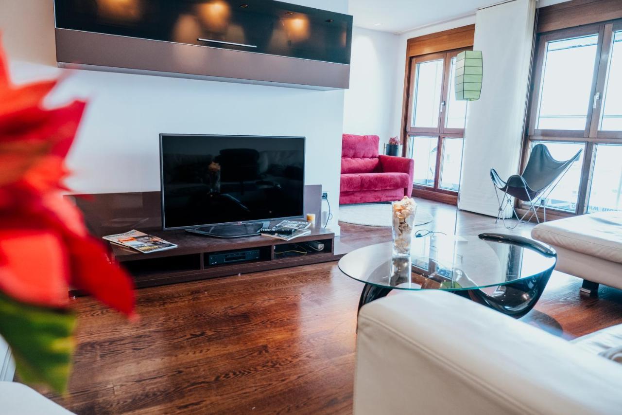 El Sexto De La Playa + Parking Gratis Apartment Хихон Екстериор снимка